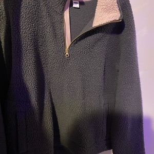 Grey Sherpa half zip